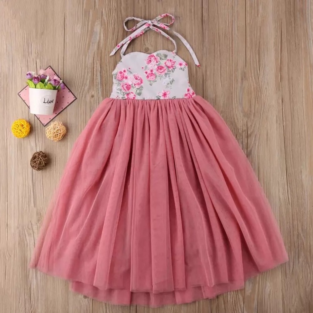 Girl’s beautiful floral maxi dress